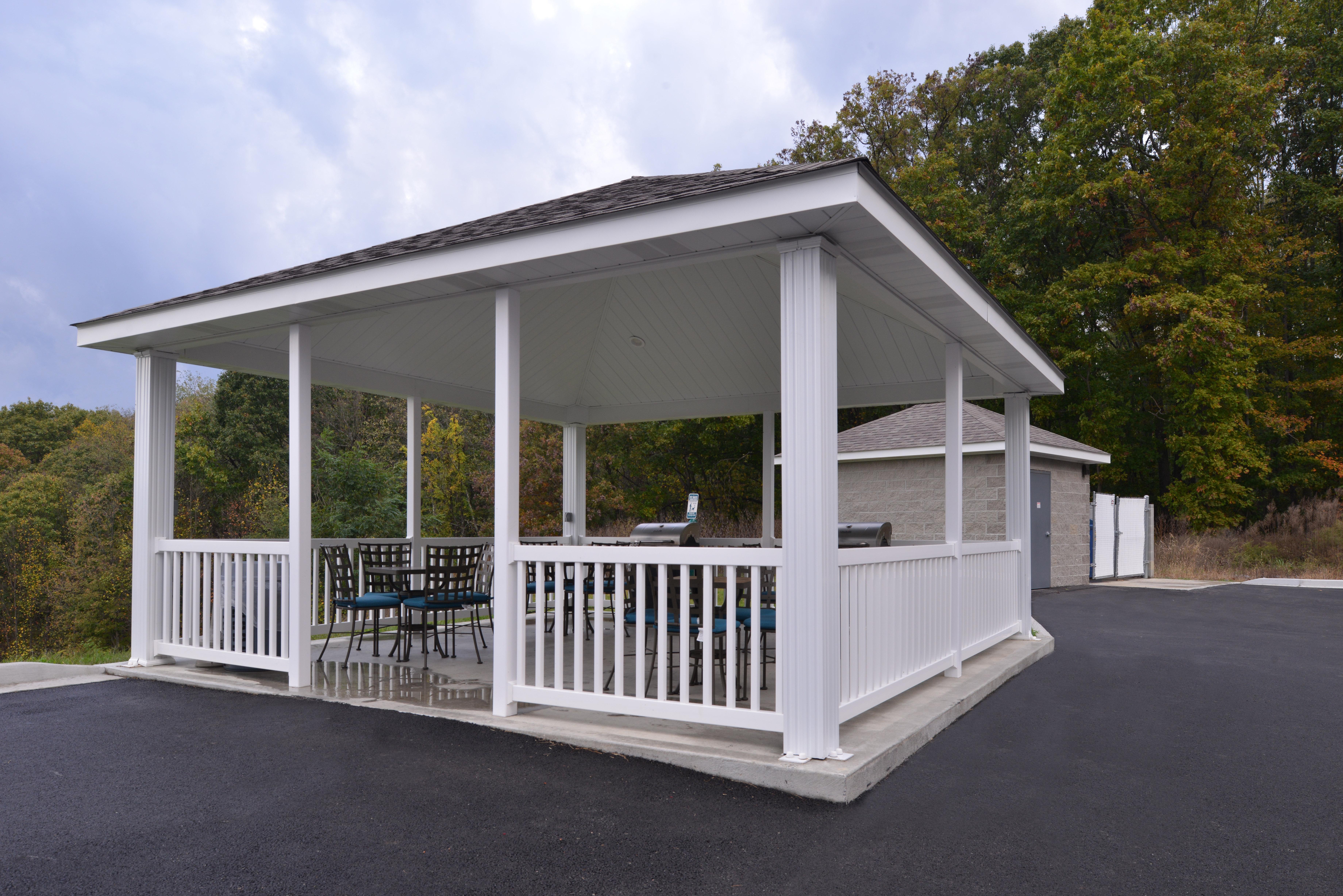 Candlewood Suites Morgantown-Univ West Virginia By Ihg Westover Екстериор снимка