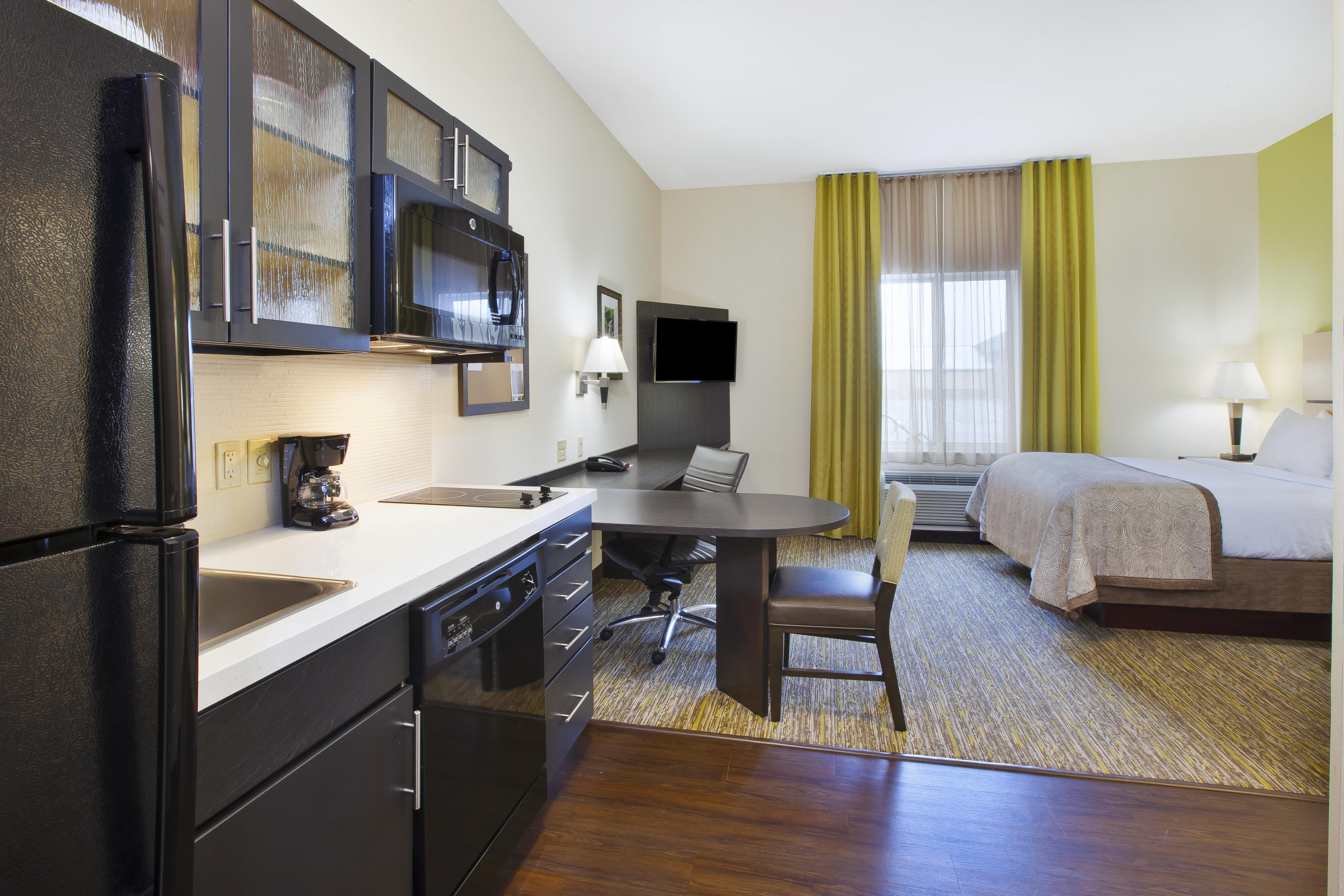 Candlewood Suites Morgantown-Univ West Virginia By Ihg Westover Екстериор снимка