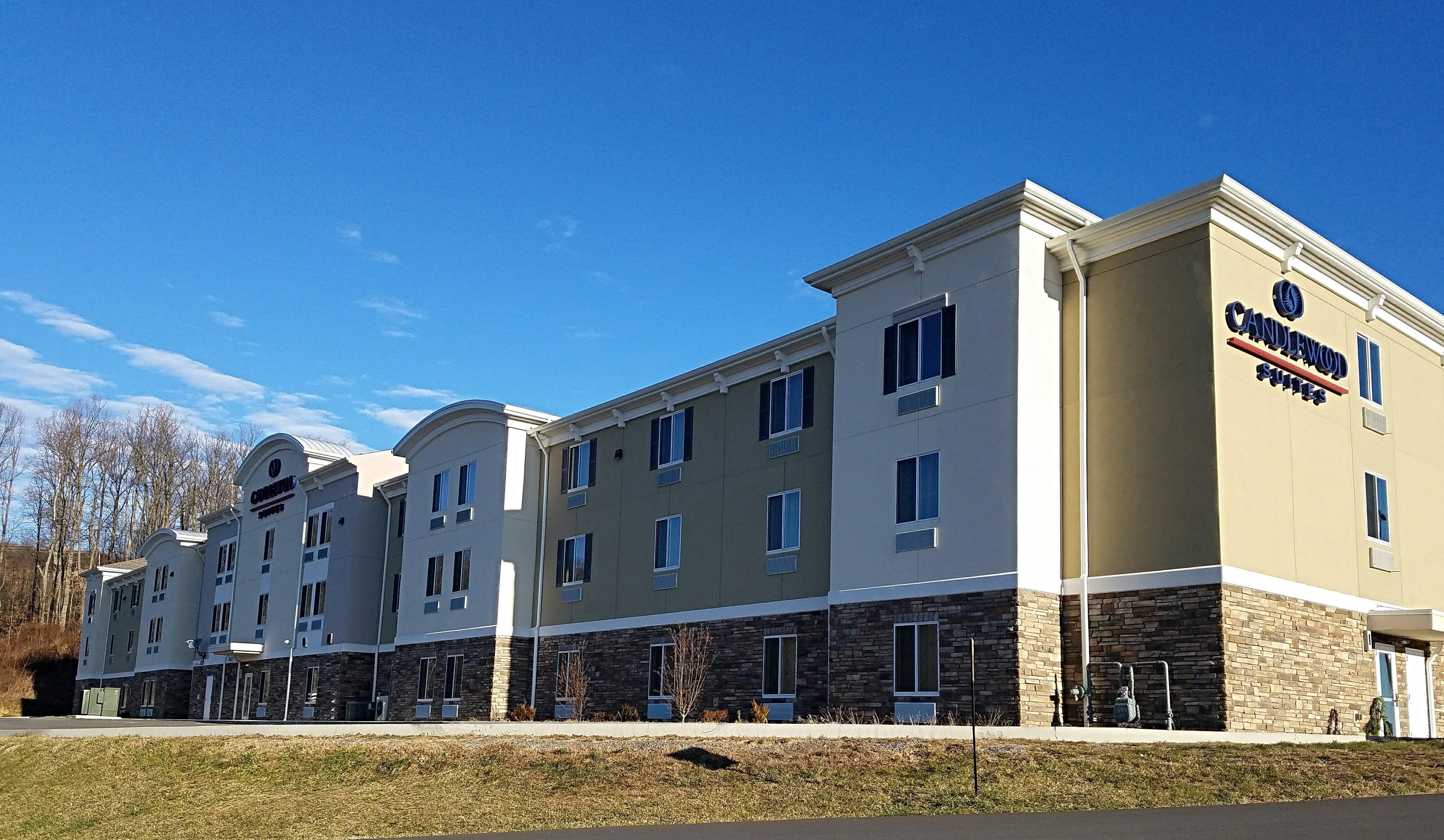 Candlewood Suites Morgantown-Univ West Virginia By Ihg Westover Екстериор снимка