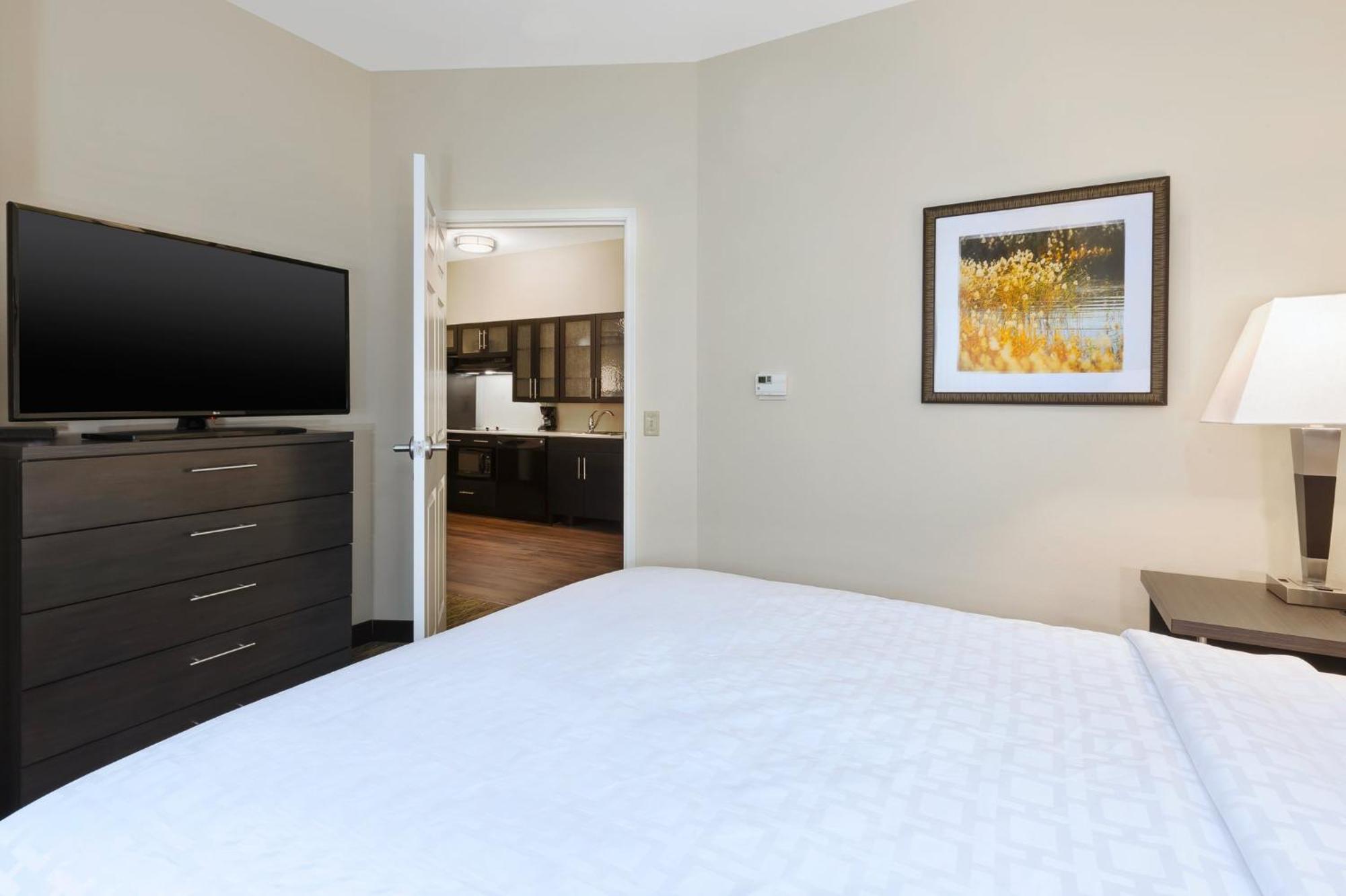 Candlewood Suites Morgantown-Univ West Virginia By Ihg Westover Екстериор снимка