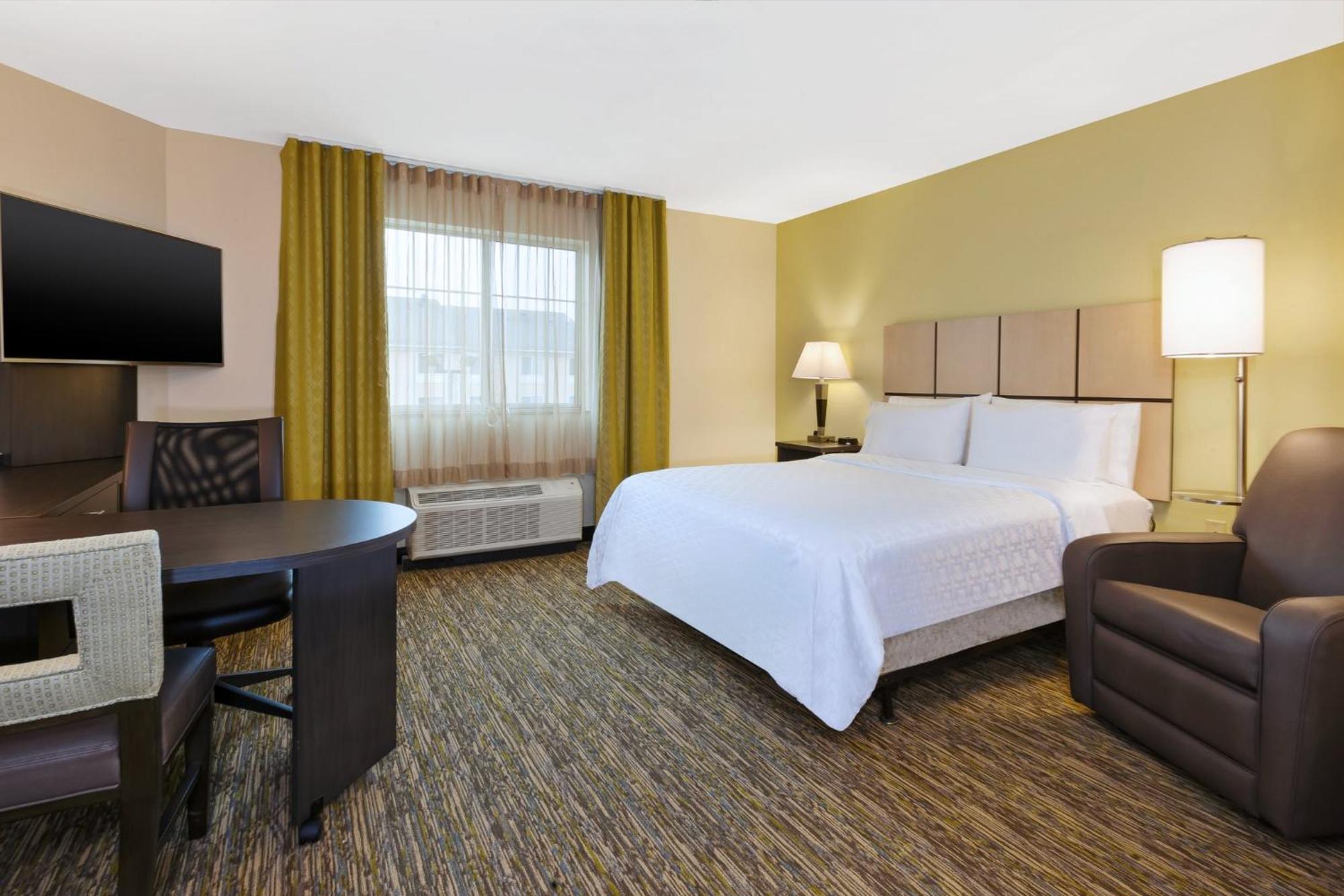 Candlewood Suites Morgantown-Univ West Virginia By Ihg Westover Екстериор снимка