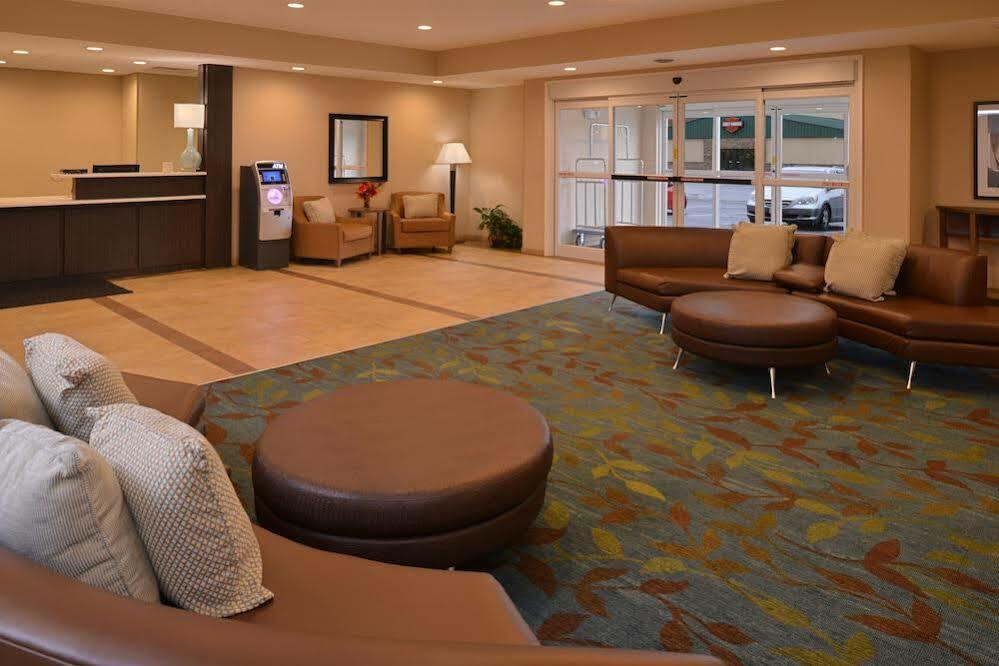 Candlewood Suites Morgantown-Univ West Virginia By Ihg Westover Екстериор снимка
